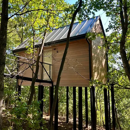Furo Treehouse